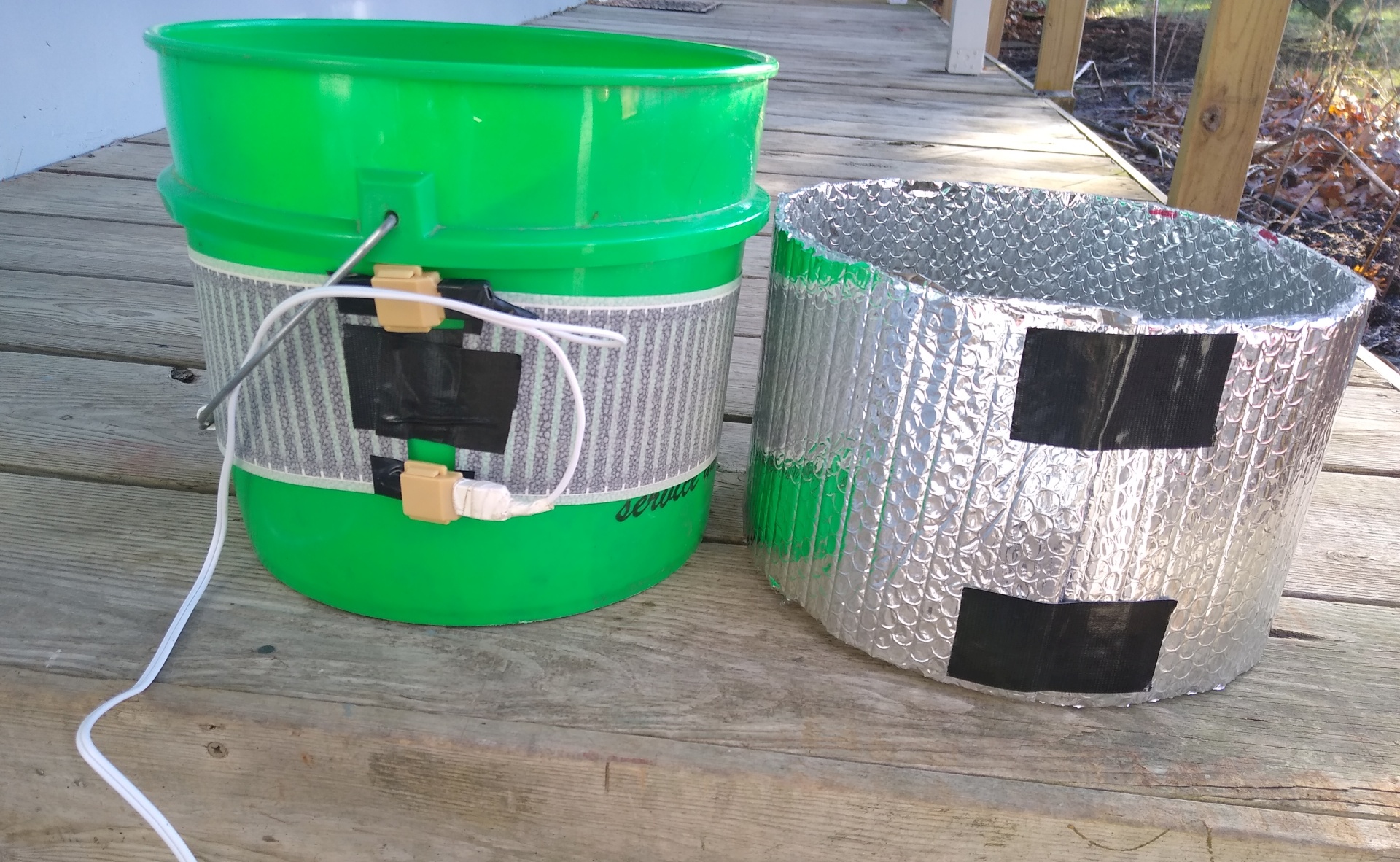 Bucket heat tape and insulator.jpg