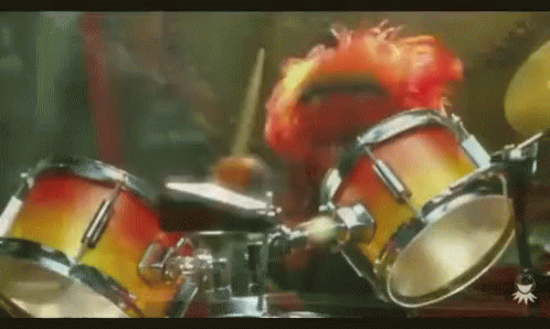 drummer-the-muppets.gif