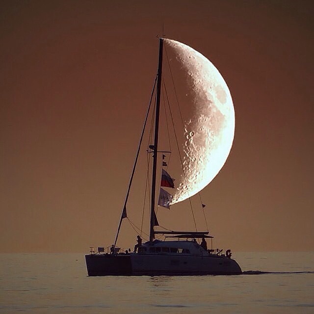 Moon sailing.jpg