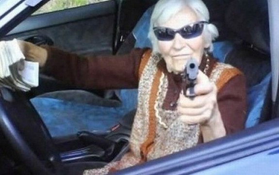 old-ladys-with-guns-16.jpg