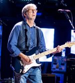 Eric_Clapton_-_Royal_Albert_Hall_-_Wednesday_24th_May_2017_EricClaptonRAH240517-30_(34987232355).jpg